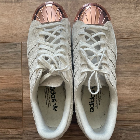 Adidas Originals Superstar 80s Rose Gold Metal Cap Sneakers - Picture 3 of 8